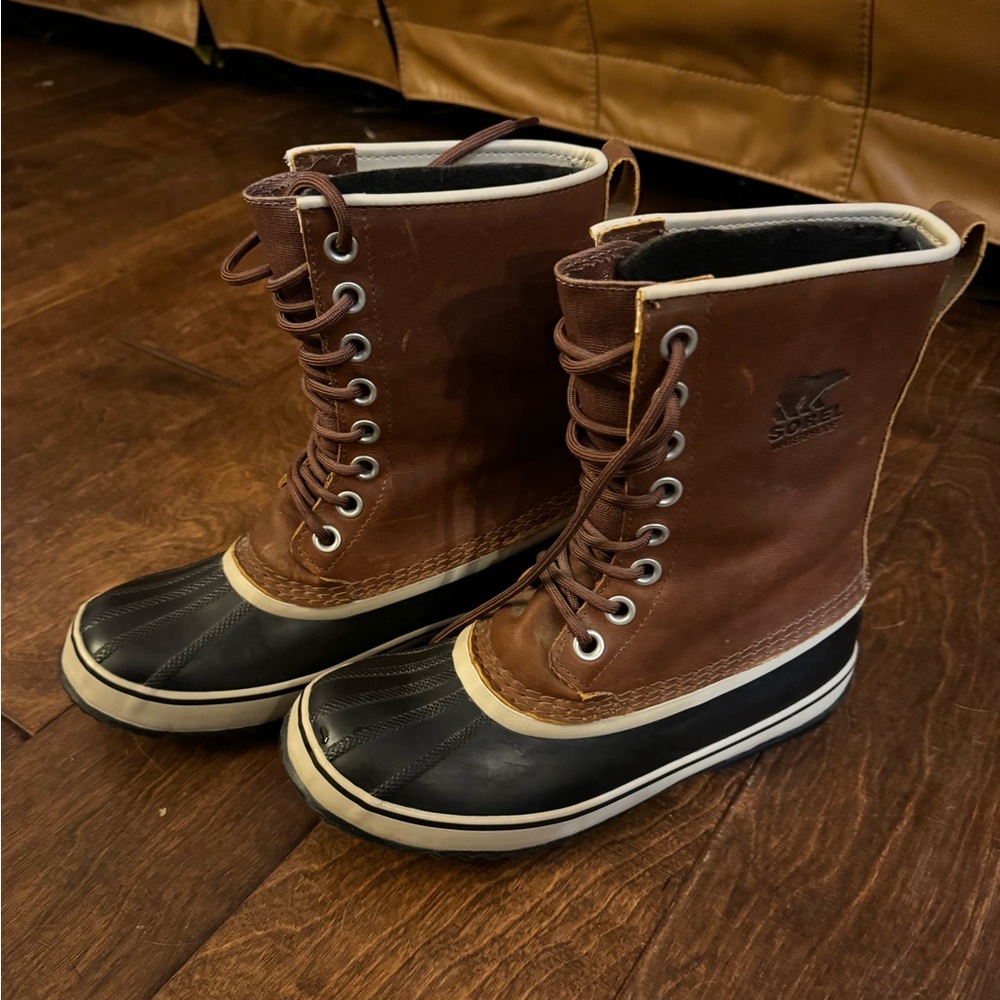 Sorel 1964 Premium Leather/ rubber boots- women’s